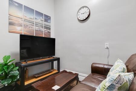 G2 Central Location Museums Free Parking Richmond Exterior foto